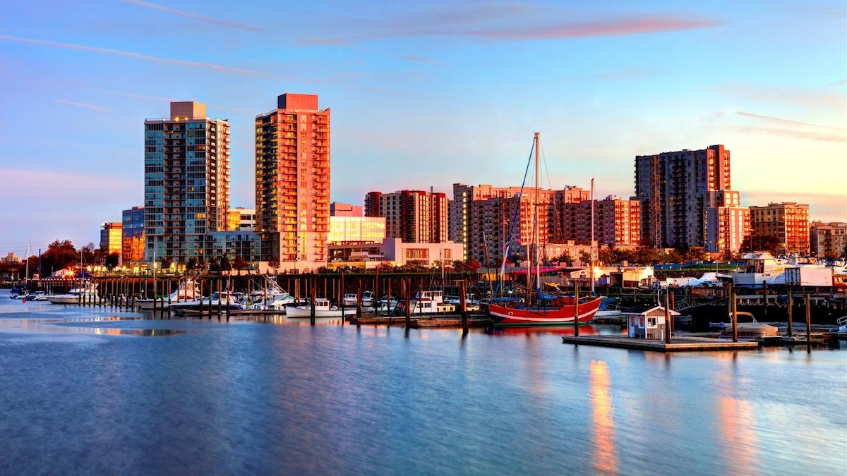 A Guide to Dating in Stamford CT: Navigating Love in the Coastal City